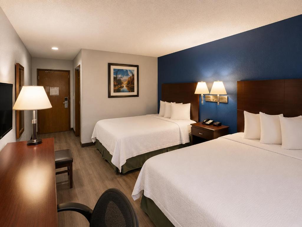 Non Smoking Two Double Beds — photo 2 of 2